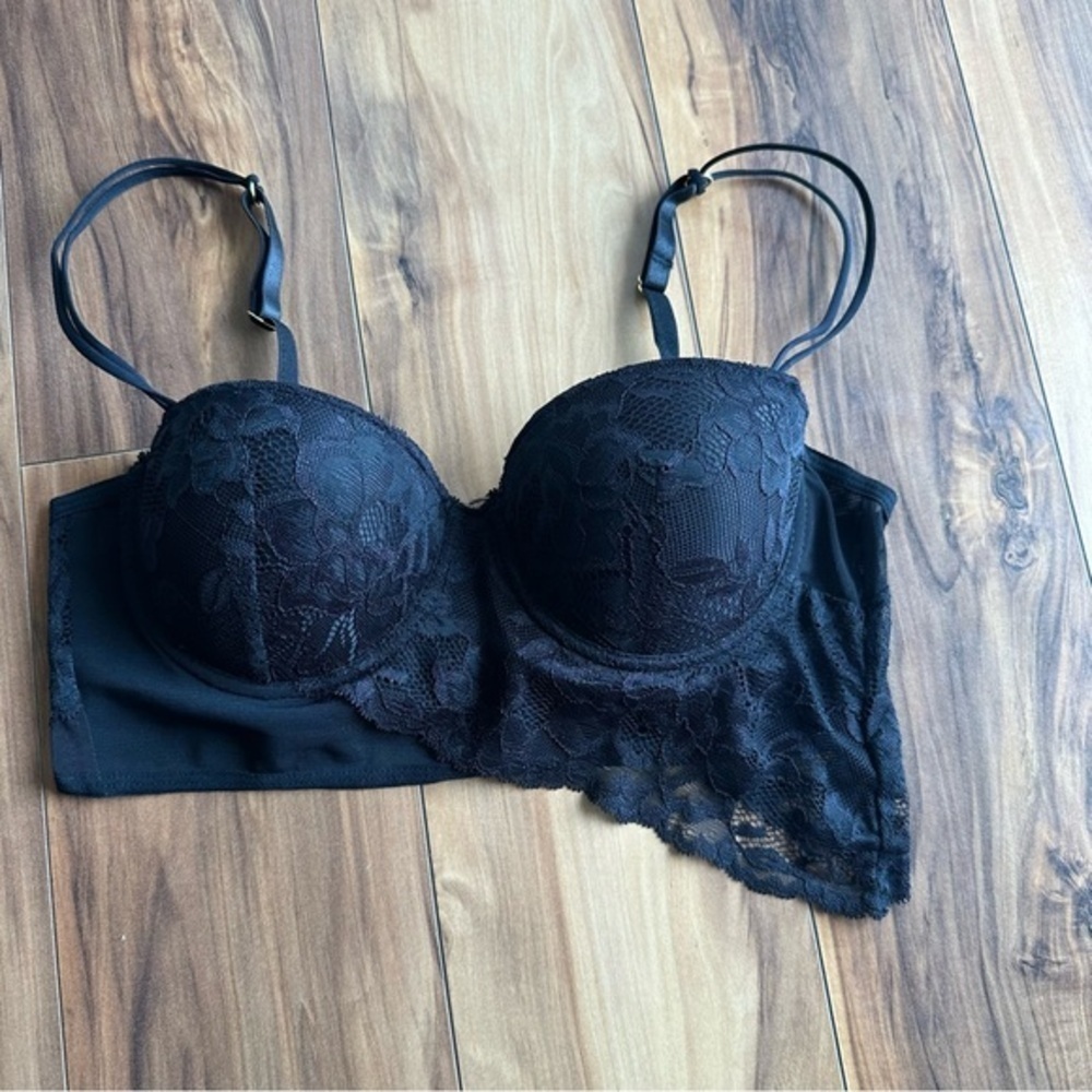 Fredrick of Hollywood lace bras S